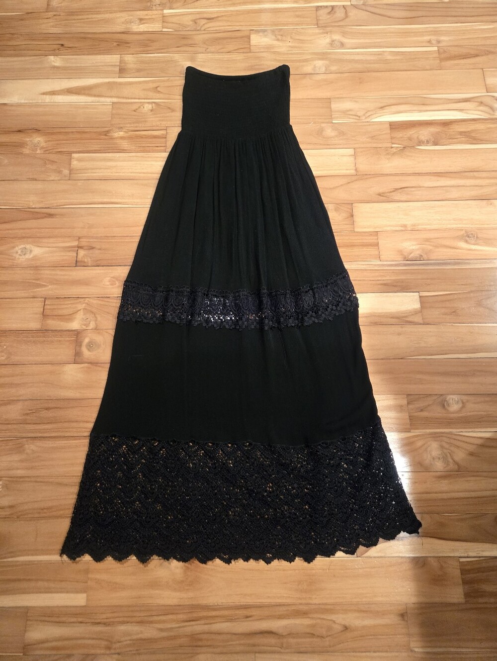 eesome Black Strapless Maxi Dress with Lace Panels - Picture 4 of 5